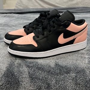 Air Jordan 1 low Crimson Tint